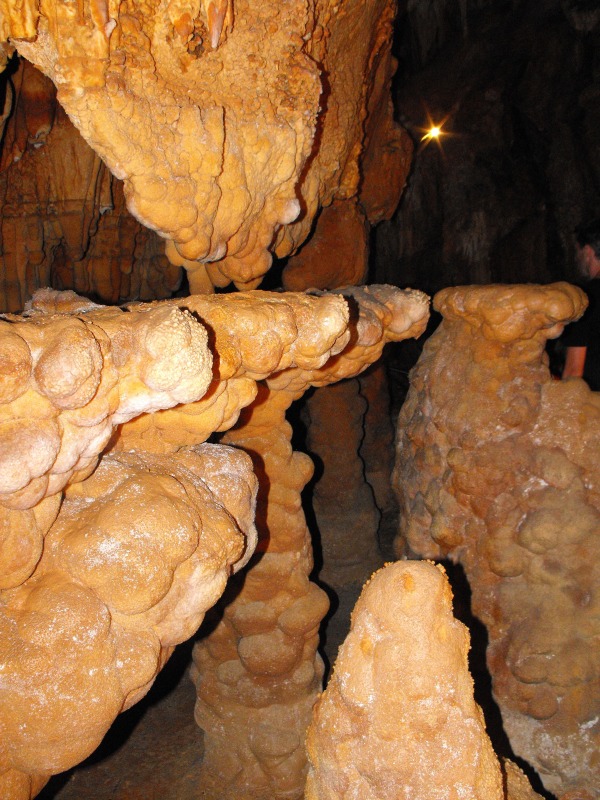 224 - Toirano - Grotta di S. Lucia inf. - Stalattiti.JPG